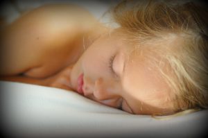 “6041578611_f2c9e4d164_k.jpg” by rachel CALAMUSA is licensed under CC BY-SA 2.0 Image showing a sleeping child