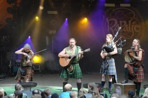Rapalje (Dutch Celtic folk band)